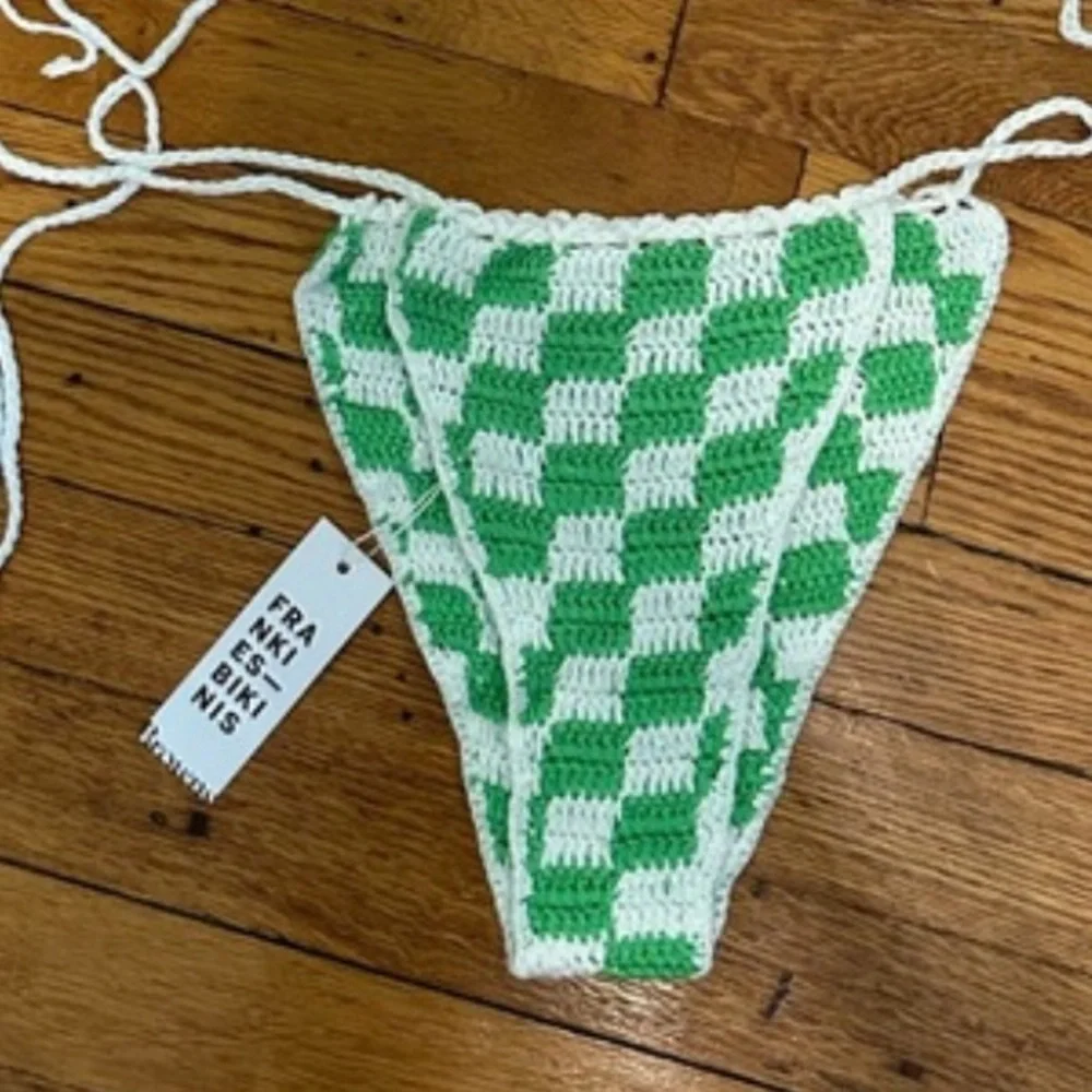 FRANKIES BIKINIS Ingrid Crochet Bikini Bottom MEDIUM